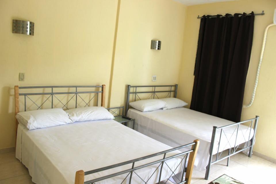 Auberge Pont-Gaudin Gonaives Esterno foto