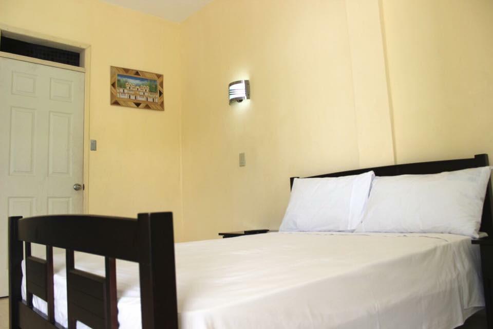 Auberge Pont-Gaudin Gonaives Esterno foto